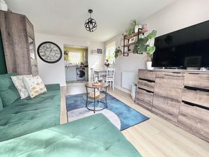 Photo 6- click for photo gallery